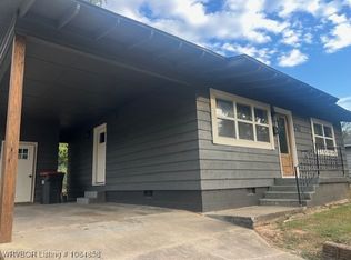 210 N 18th St, Van Buren, AR 72956