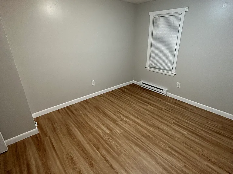 14-16 Sisson St #16R1 — Photo 2