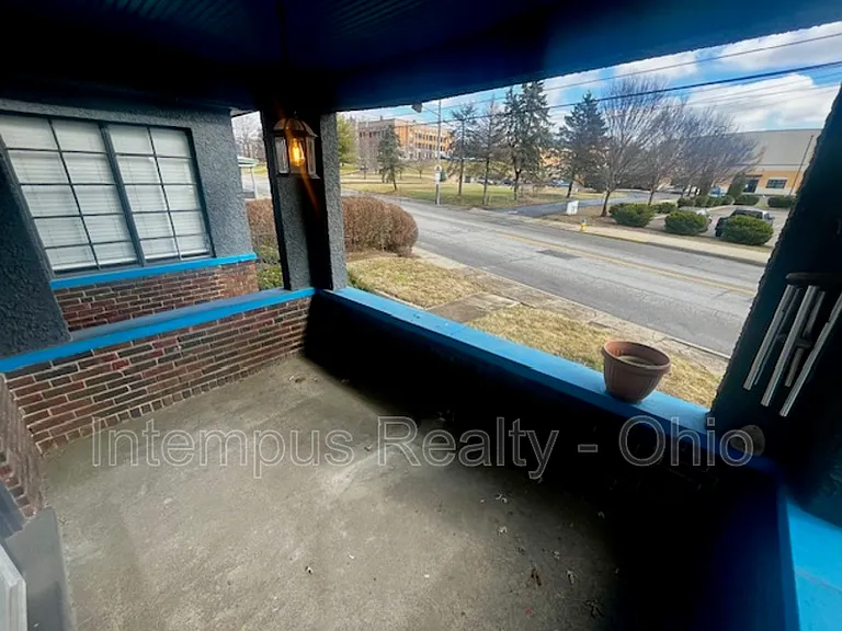 4237 Vine St #2 — Photo 16