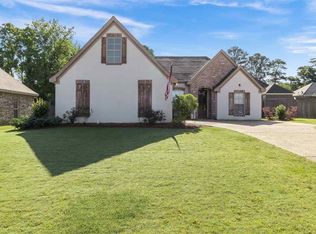 312 London Way, Pearl, MS 39208