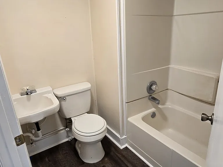 200 Mill Ave — Photo 15