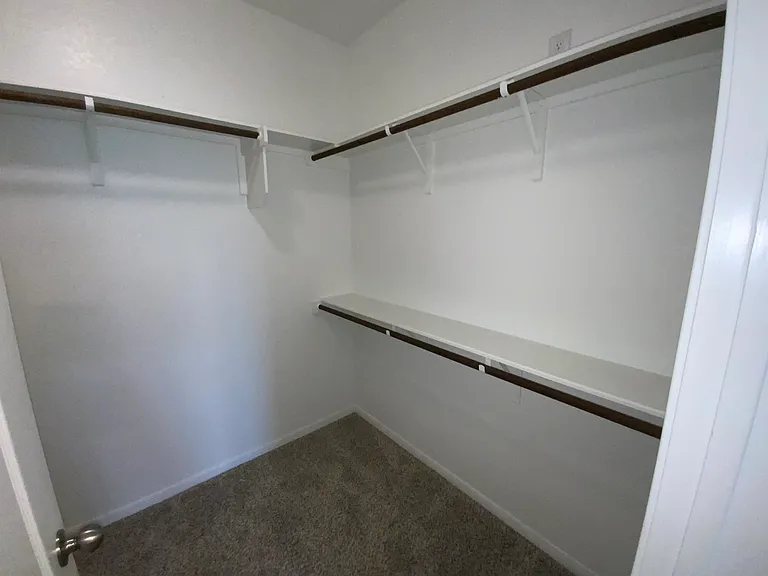 1236 Grand Oak Trl — Photo 5