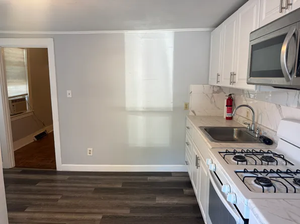 324 Granite St #C, Quincy, MA 02169