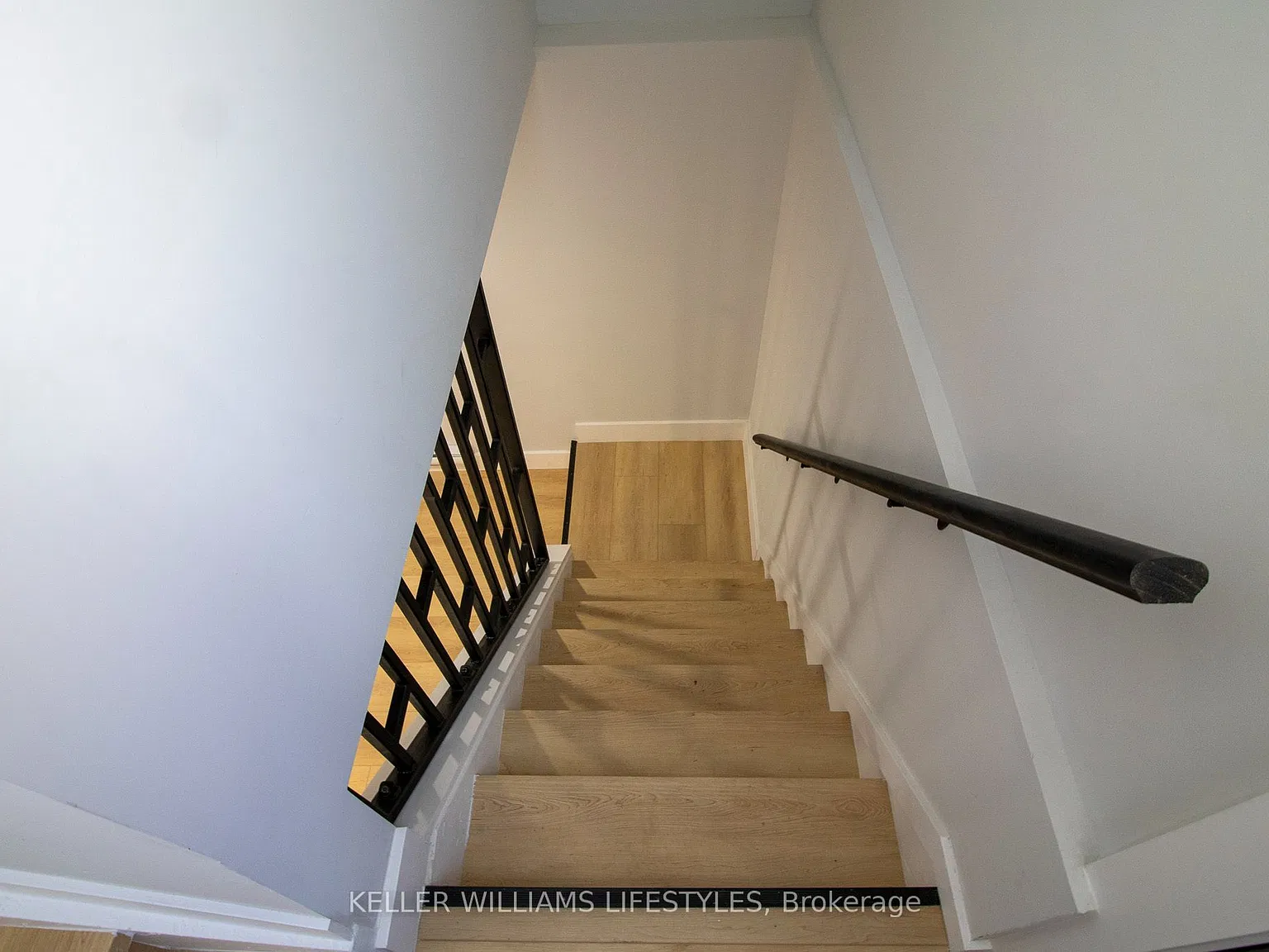 2 bed, $1,650 — Photo 4