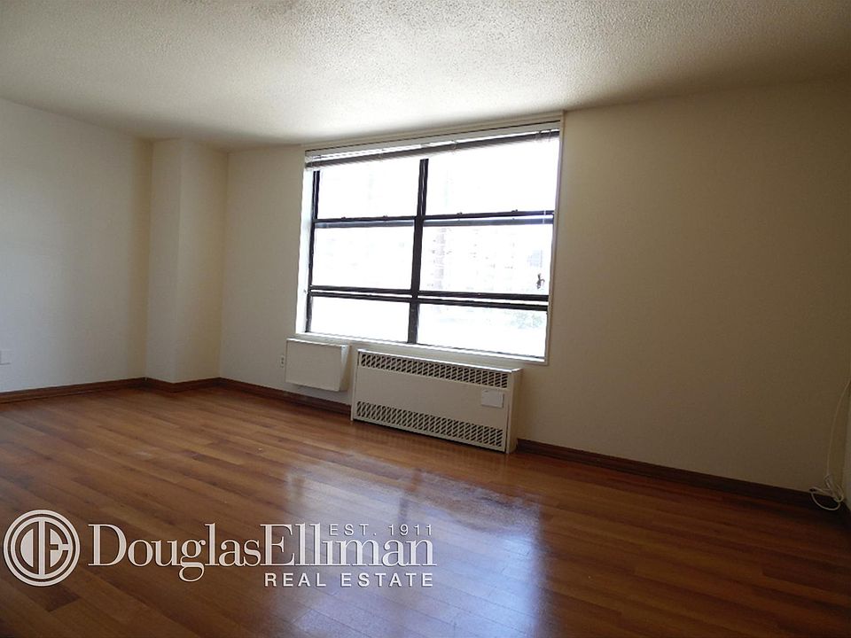 2nd image of 3333 Broadway APT B3b