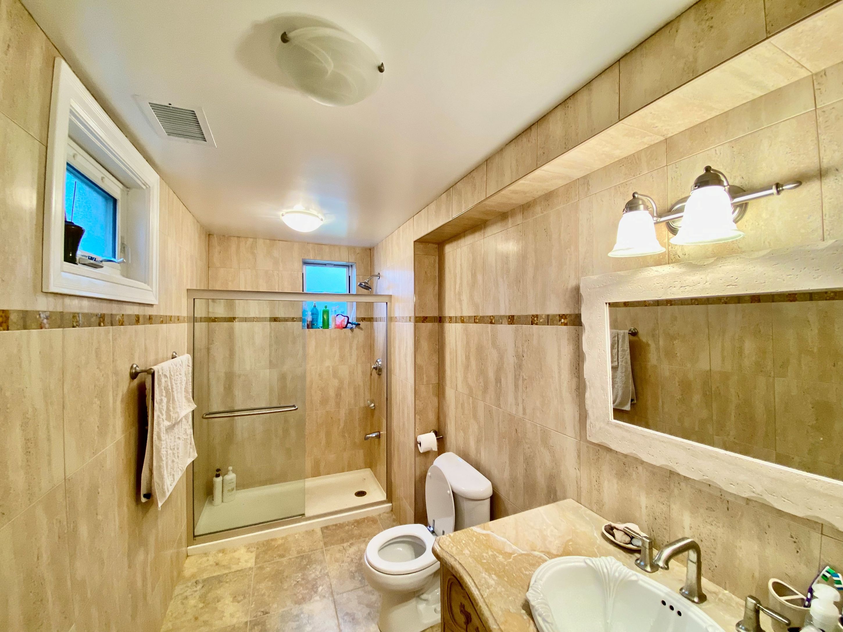 4225 Stars Rd, East Marion, NY 11939 Out East