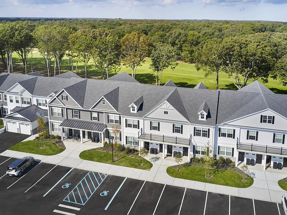 Heritage Pine Hills Country Club