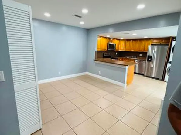 12134 Regal Ct E, Wellington, FL 33414