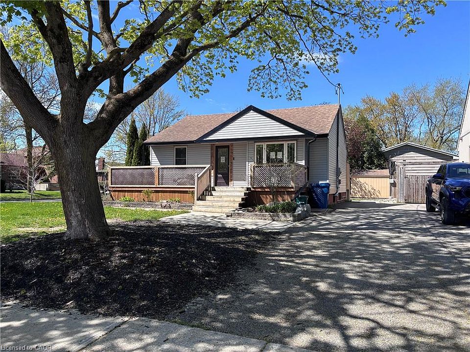 1st image of 180 McNab St
