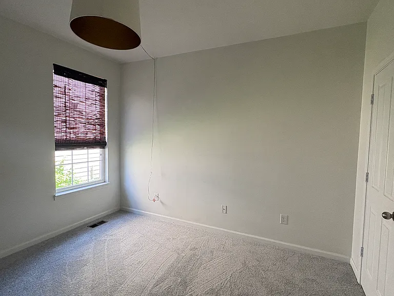 3479 Burlingame Blvd — Photo 9