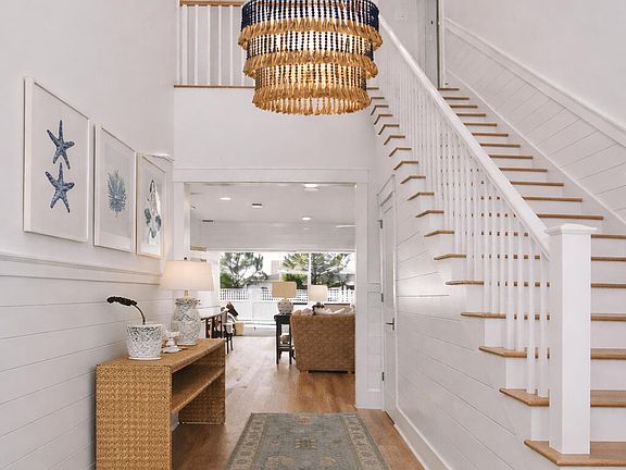 2nd image of 34 Heartwood St