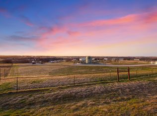 146 Ridge Trl, Rhome, TX 76078