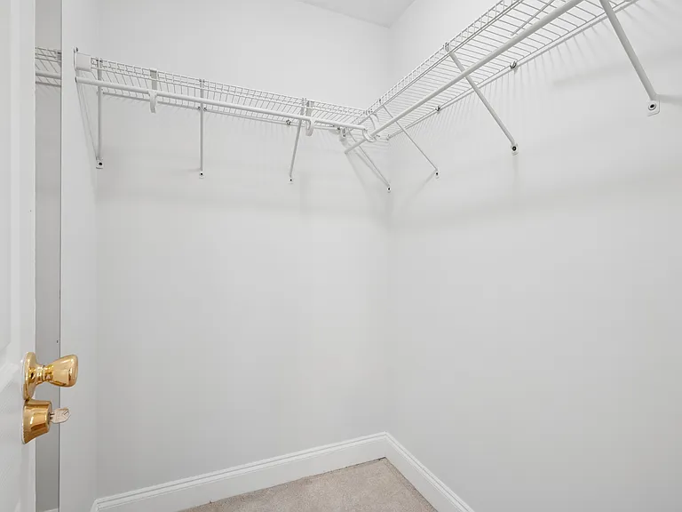 592 Scott Cir — Photo 19