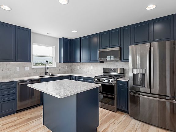 2nd image of 308 Freedom Dr