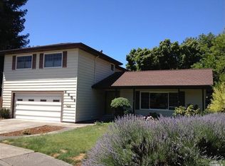 6609 Eastside Ct, Santa Rosa, CA 95409