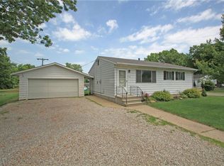 338 Kensington Rd, Vermilion, OH 44089