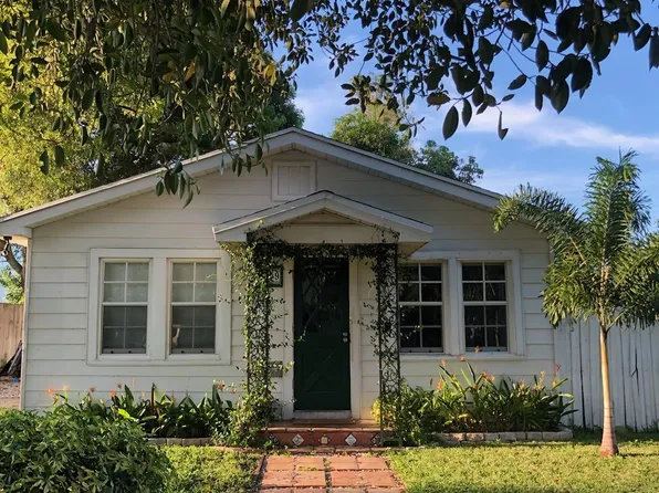 209 NE 11th St #1, Delray Beach, FL 33444