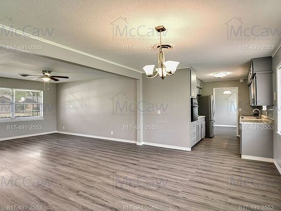 4th image of 2811 Barrywood Dr