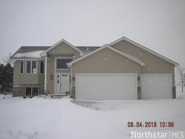 2nd image of 1905 Iris Dr