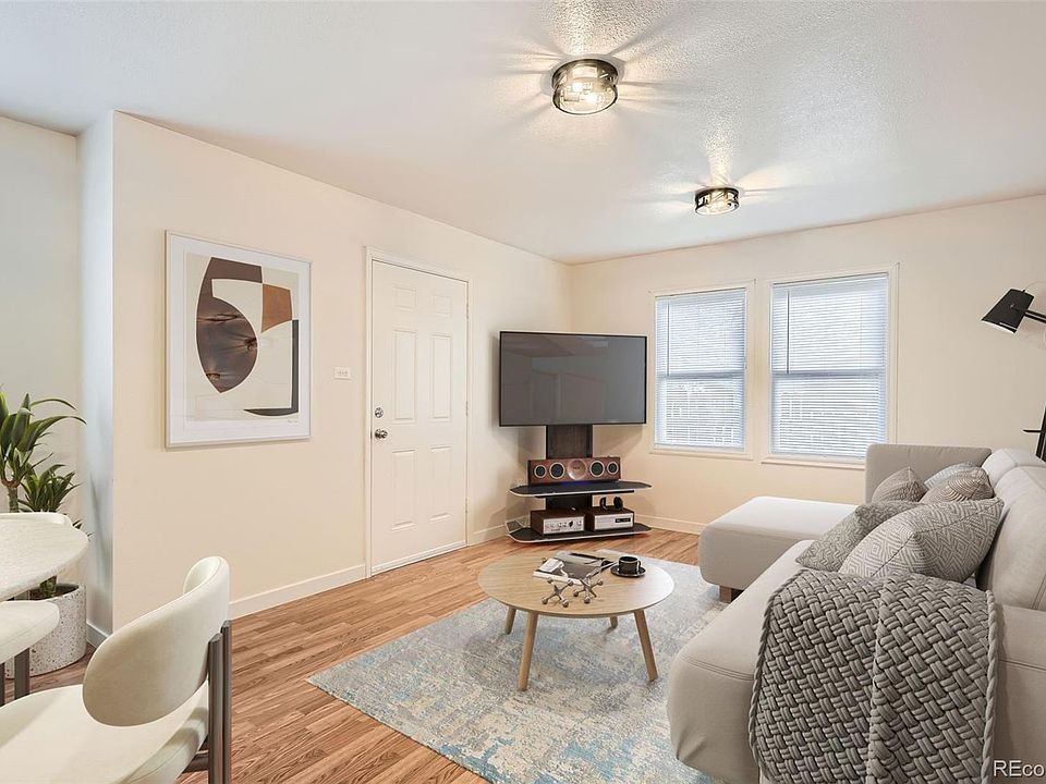 1st image of 2850 W Irvington Place