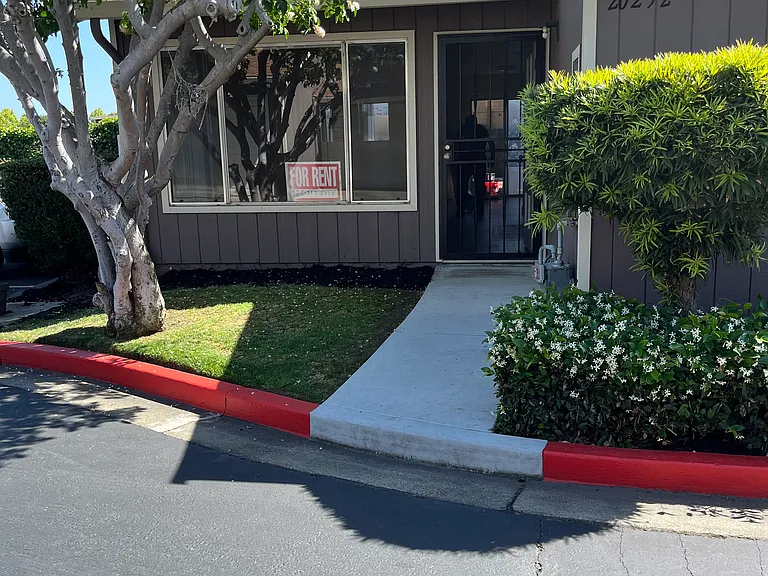 20252 San Miguel Ave — Photo 3