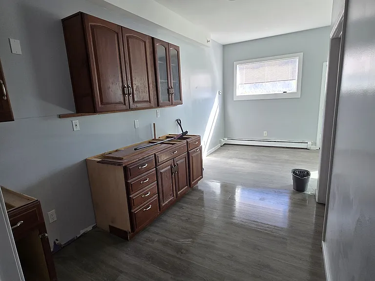 6 Main St #1 — Photo 9