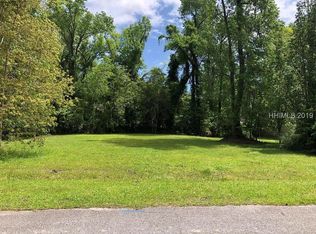 4 Mystic Dr, Hilton Head Island, SC 29926