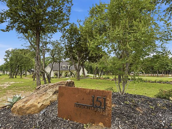 3rd image of 151 Haydon Creek Rd