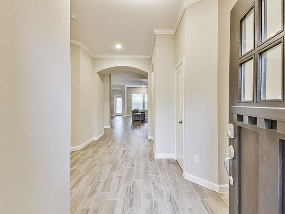 4th image of 19411 Clear Springs Cove Ct