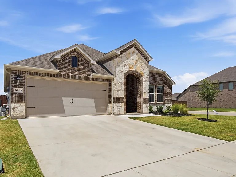 9937 Tin Star St — Photo 3