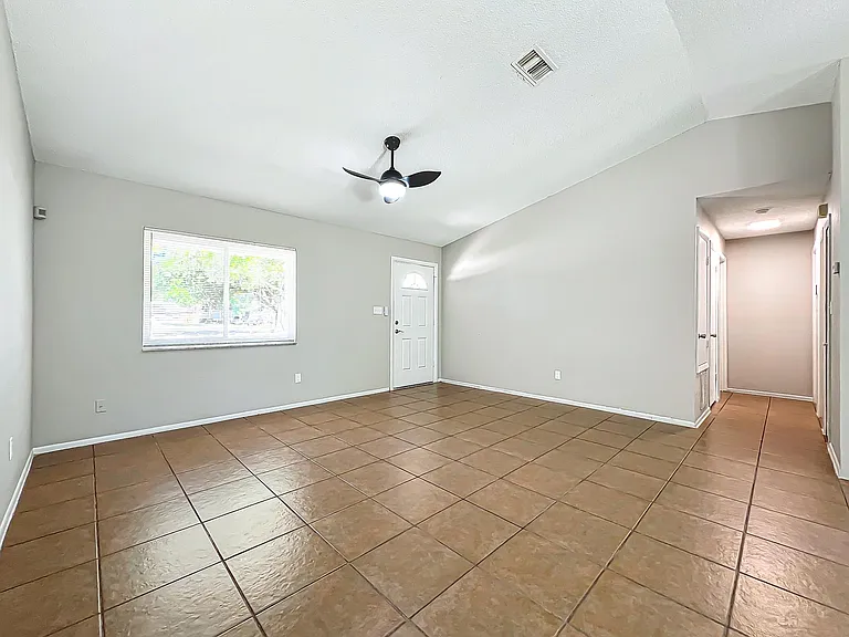 13868 Lena St — Photo 5