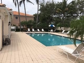 Community pool