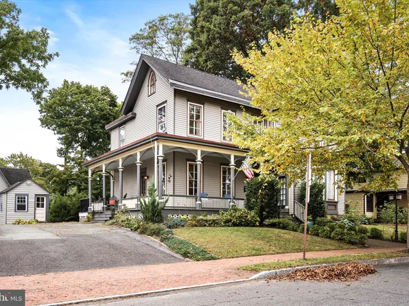 231 Rogers Ave, Hightstown, NJ 08520