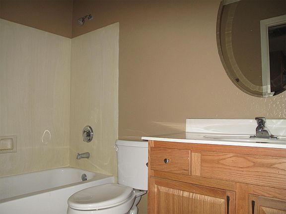 3rd image of 8425 W Hilton Ave