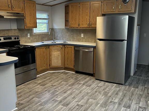 4th image of 106 J L Bean Ln