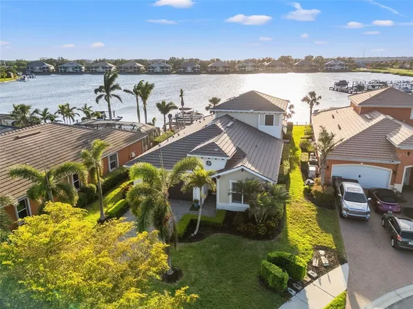 1110 Overlook Ct, Bradenton, FL 34208