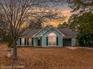 149 Twelve Oaks Rd, Raeford, NC 28376