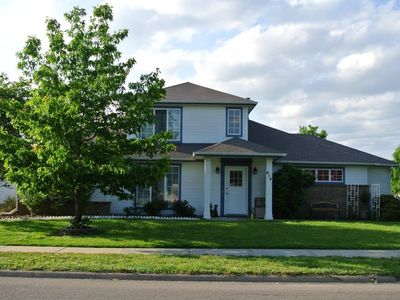 612 Butterfield Rd, Manhattan, KS, 66502
