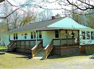 6111 Hood St, South Chesterfield, VA 23803