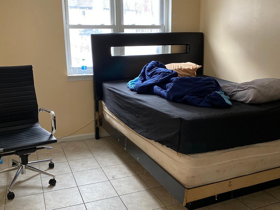 2nd image of 1772 Lacombe Ave APT 1