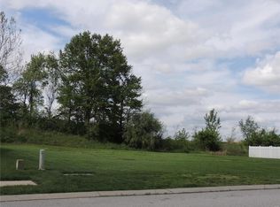 3409 Crescent Ct, Wood River, IL 62095