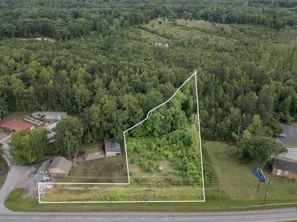 1711B Bankhead Hwy, Carrollton, GA 30117