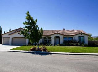 5040 Rela Way W, Quartz Hill, CA 93536