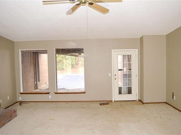 4th image of 11731 Sorrento Ln