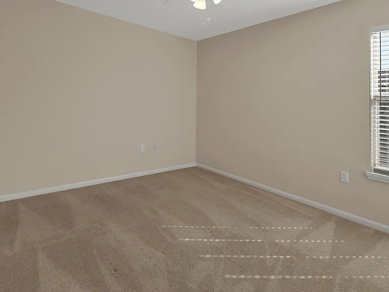 940 Village Trl #4-207 — Photo 23
