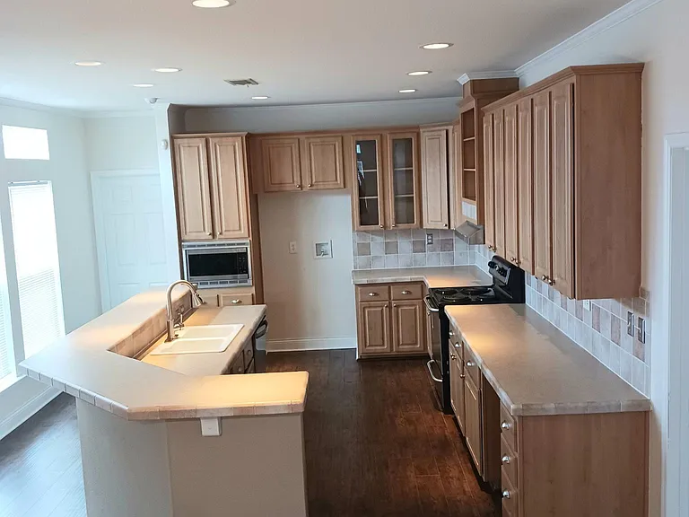 1526 Sea Oak Dr — Photo 6