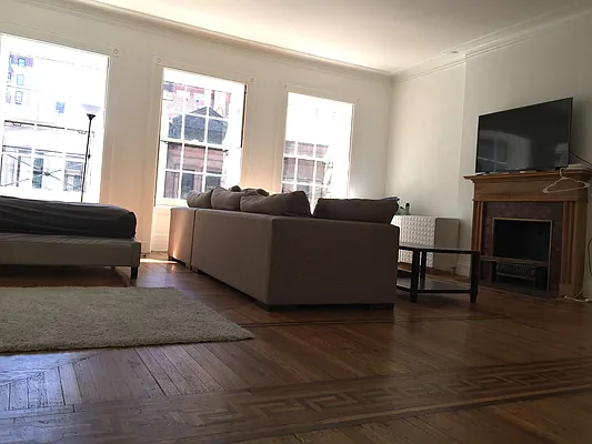 Rented by GPA Realty | media 6