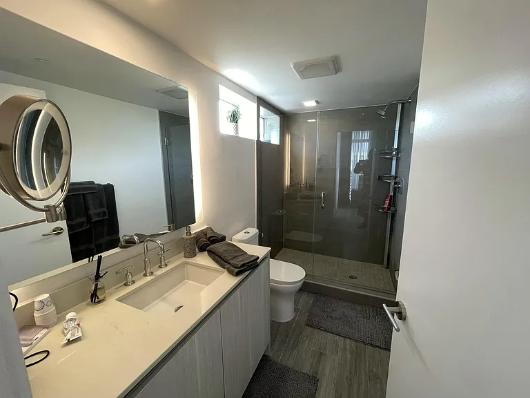 111 SE 1st Ave #310 — Photo 14