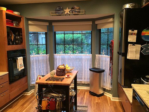 Light & Bright Kitchen
