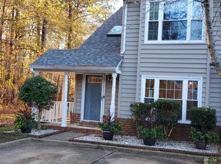 24 Rose Briar Pl, Hampton, VA 23666